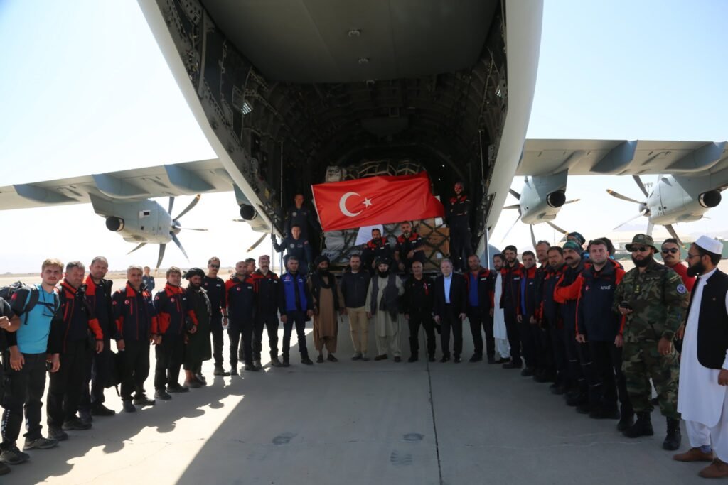 The first plane carrying the Turkish relief aid for the Herat earthquake victims arrived at the Herat Airport
