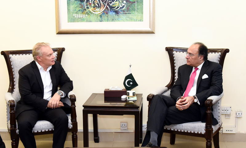 Finance Minister, FinnFund Representative Discuss Investment Opportunities