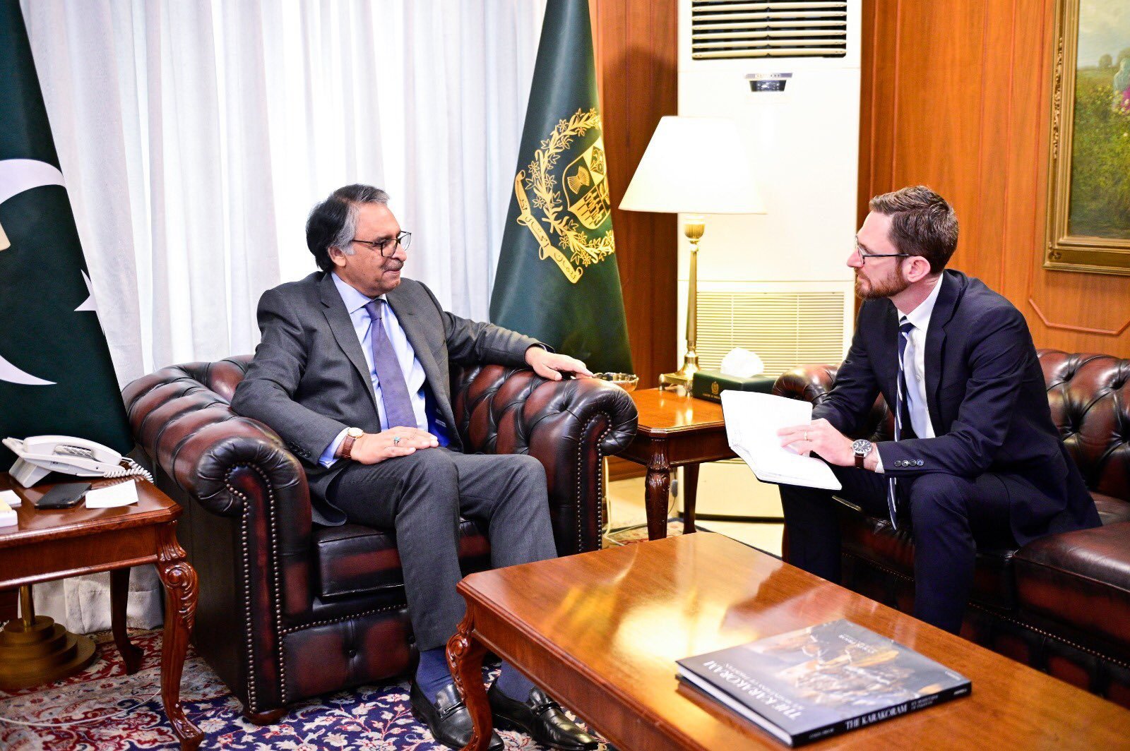 Pakistan and US discusses situation in Afghanistan Pakistan and US discusses situation in Afghanistan