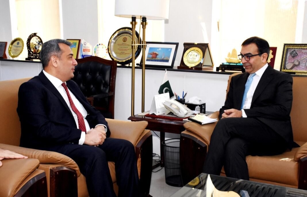 Pakistan, Azerbaijan Ministers to strengthen energy cooperation