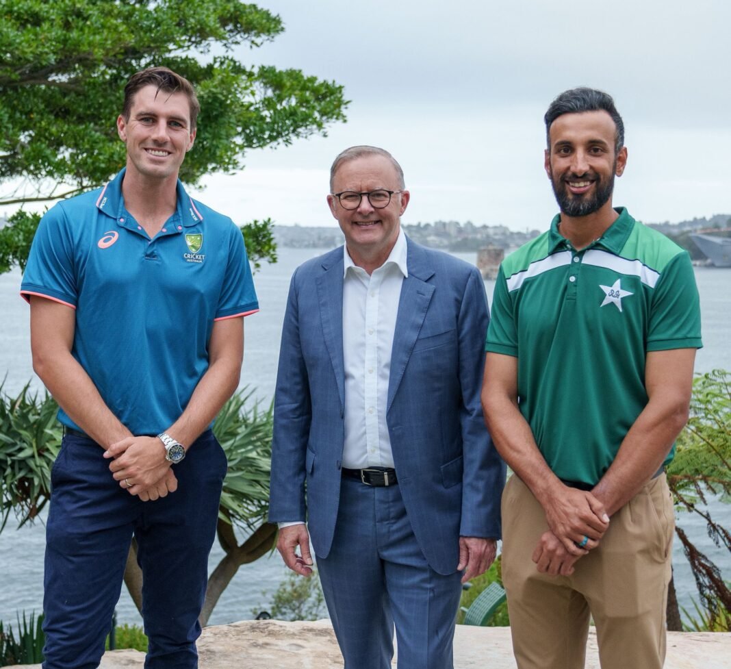 Prime Minister Albanese hosts Pakistan, Australia cricket teams
