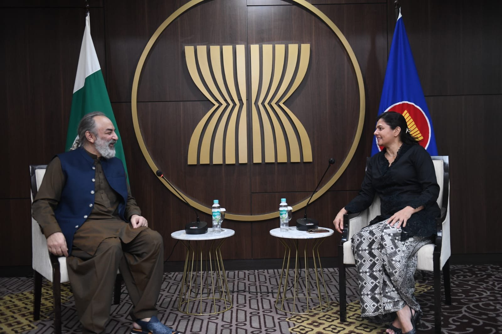 ASEAN Deputy Secretary-General meets Pakistani Ambassador