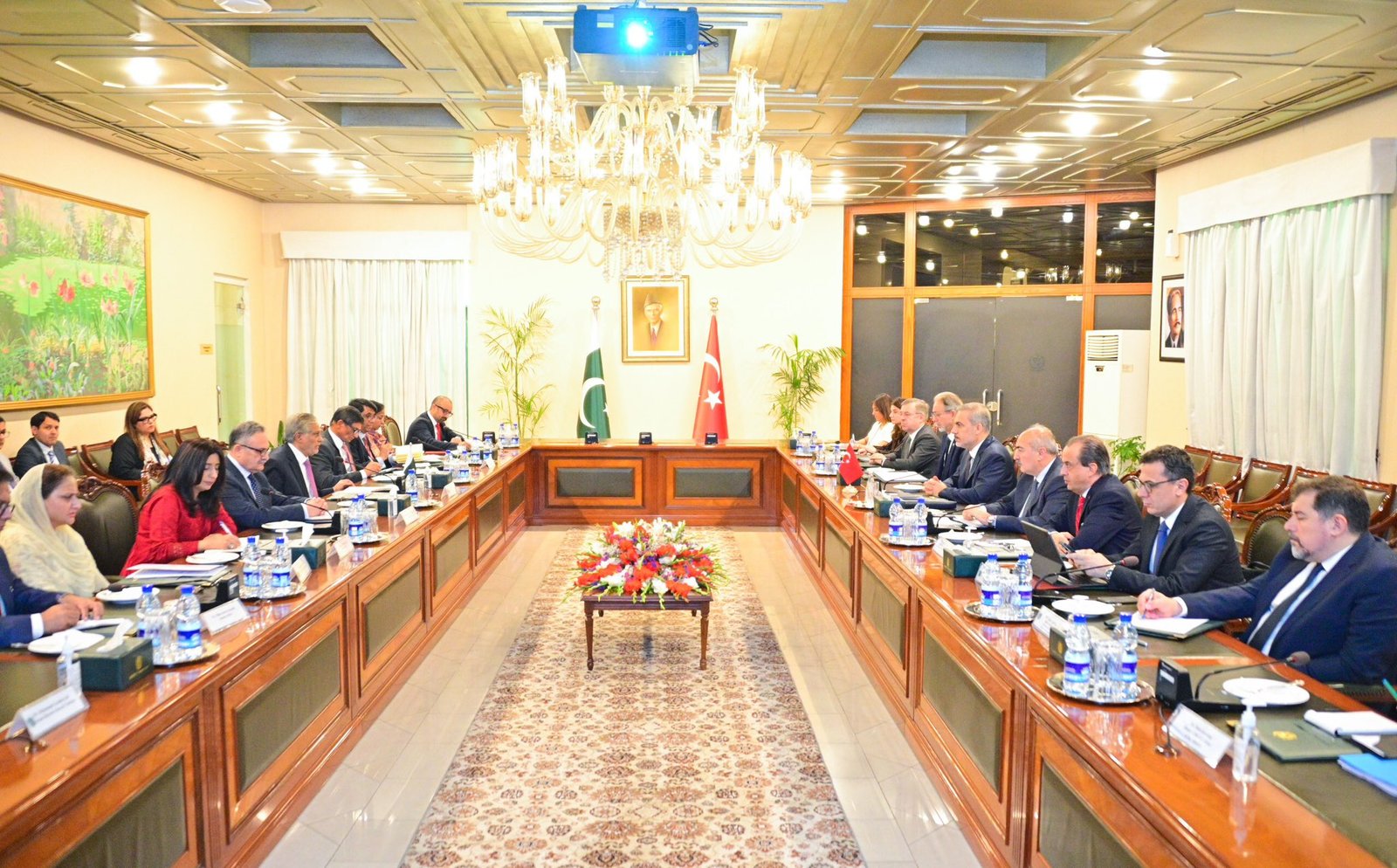 Meeting of Pakistani Foreign Minister with the Turkish counterpart