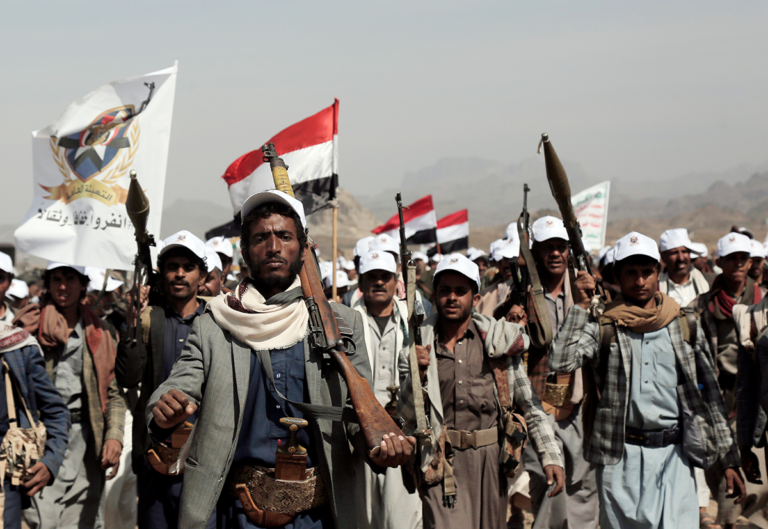 Secret US-Houthi Talks in Oman Seek to Contain Red Sea Escalation