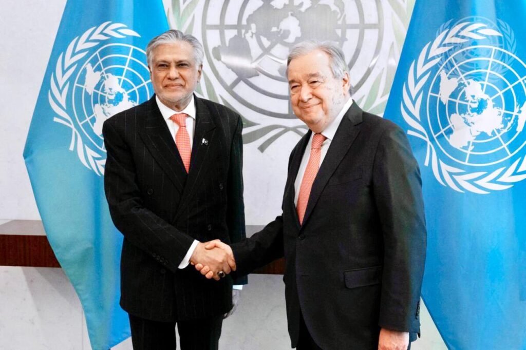Ishaq Dar meets with António Guterres in New York