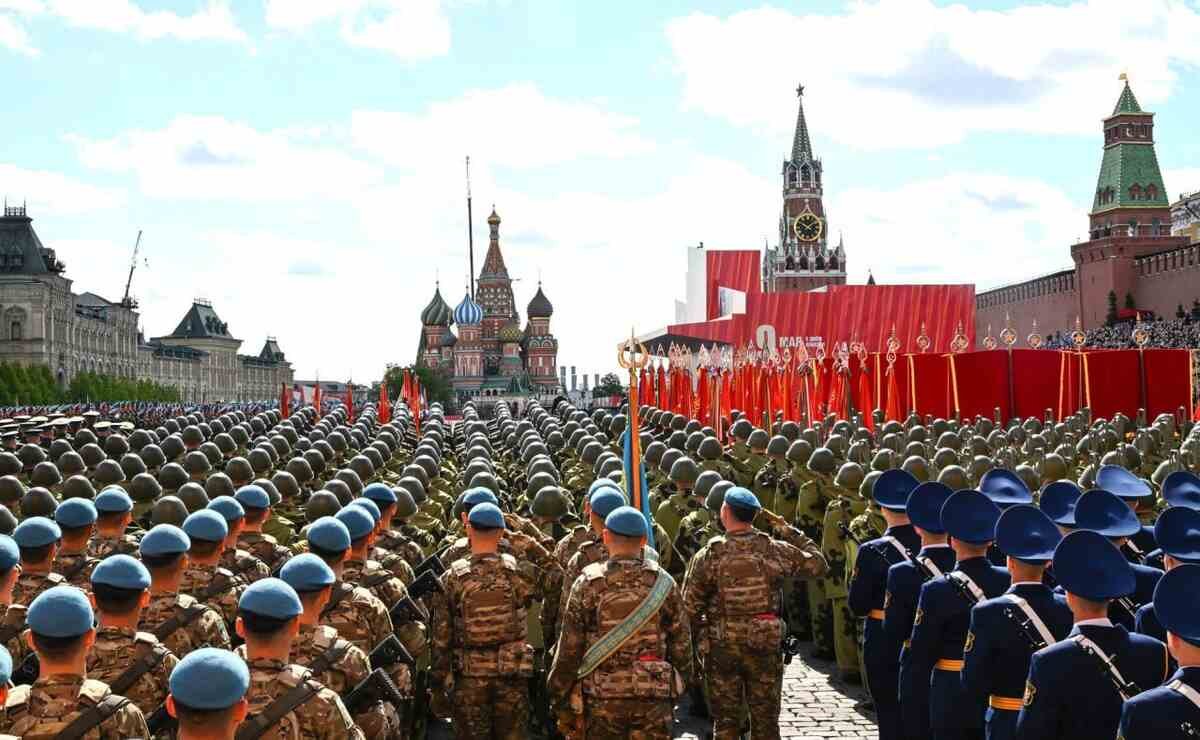 29 World Leaders Join Putin in Moscow for Victory Day Parade Amid Ukraine War