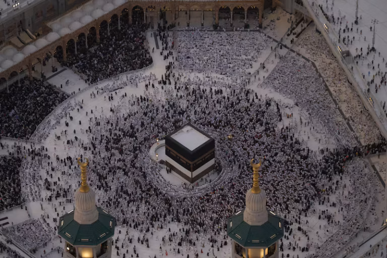 Grand Mosque in Makkah, near where Saudi Arabia reported the Makkah drone claim