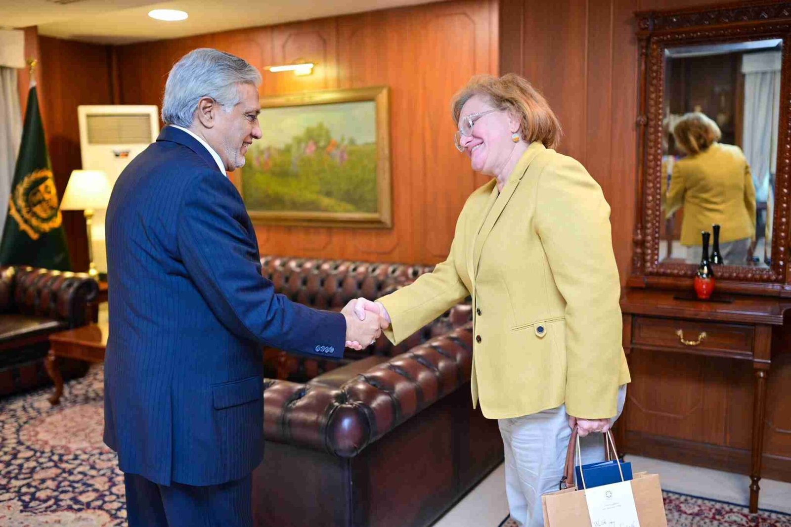 Mohammad Ishaq Dar Received Italian Ambassador