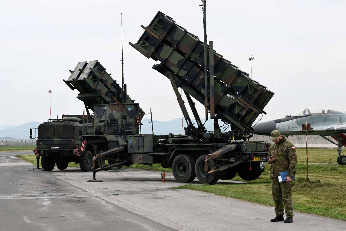 US Will Send More Defensive Weapons to Ukraine, says Trump