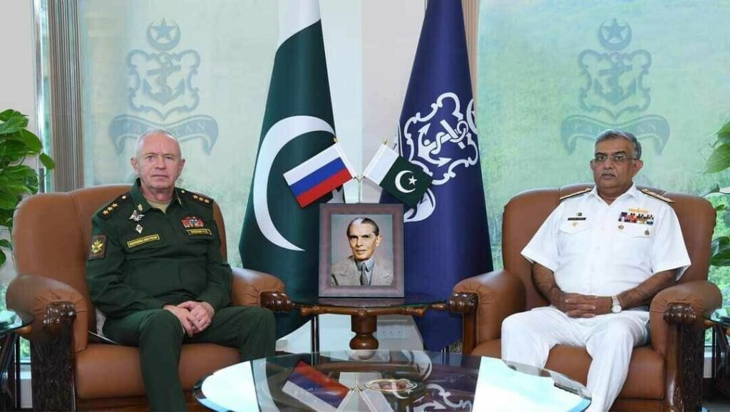 Russia’s Deputy Defence Minister, Colonel General Aleksandr V Fomin meets Chief of the Naval Staff Admiral Naveed Ashraf