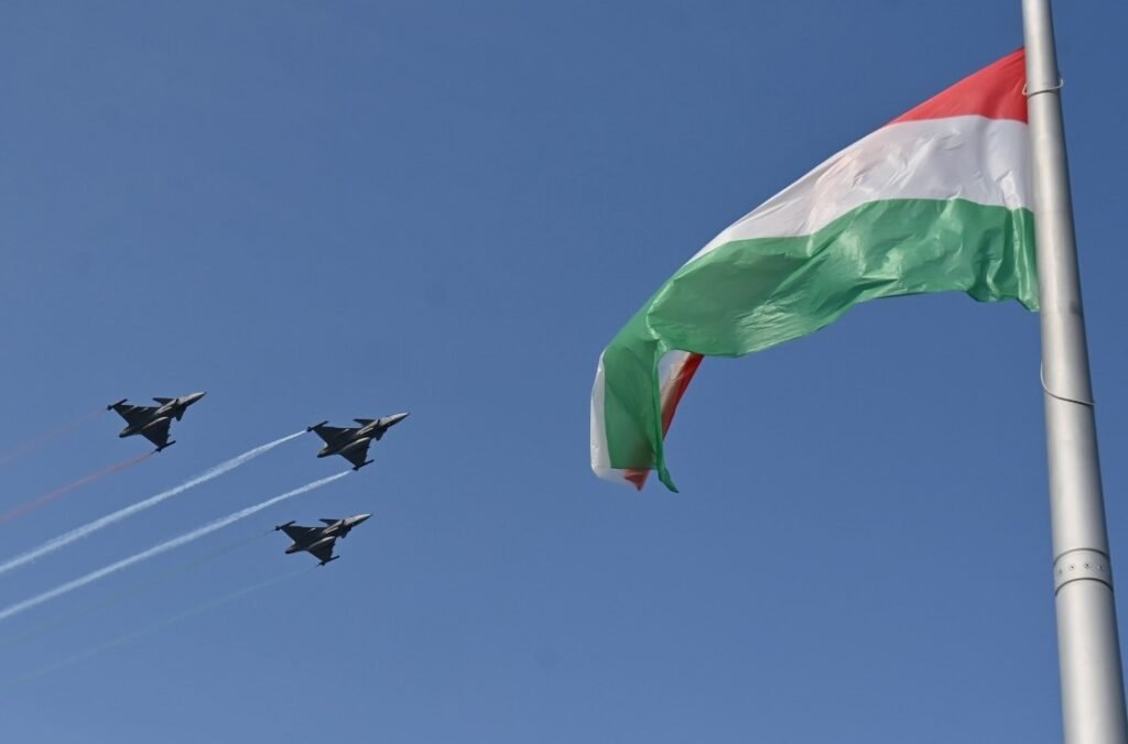 St. Stephen's Day Air Parade Pays Tribute To New Officers