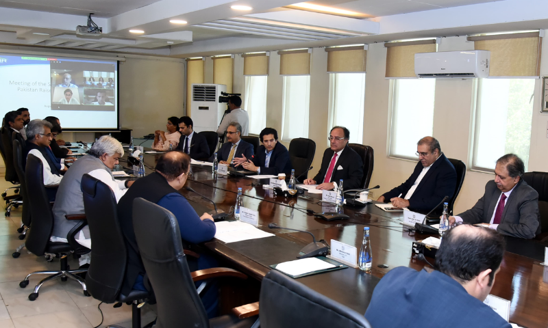 Strategies to Enhance Pakistan's Revenue Generation Capacity Discussed