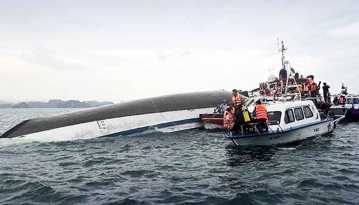 'The Wonder Sea Boat' Capsizes in Vietnam - 37 Dead, 5 Missing