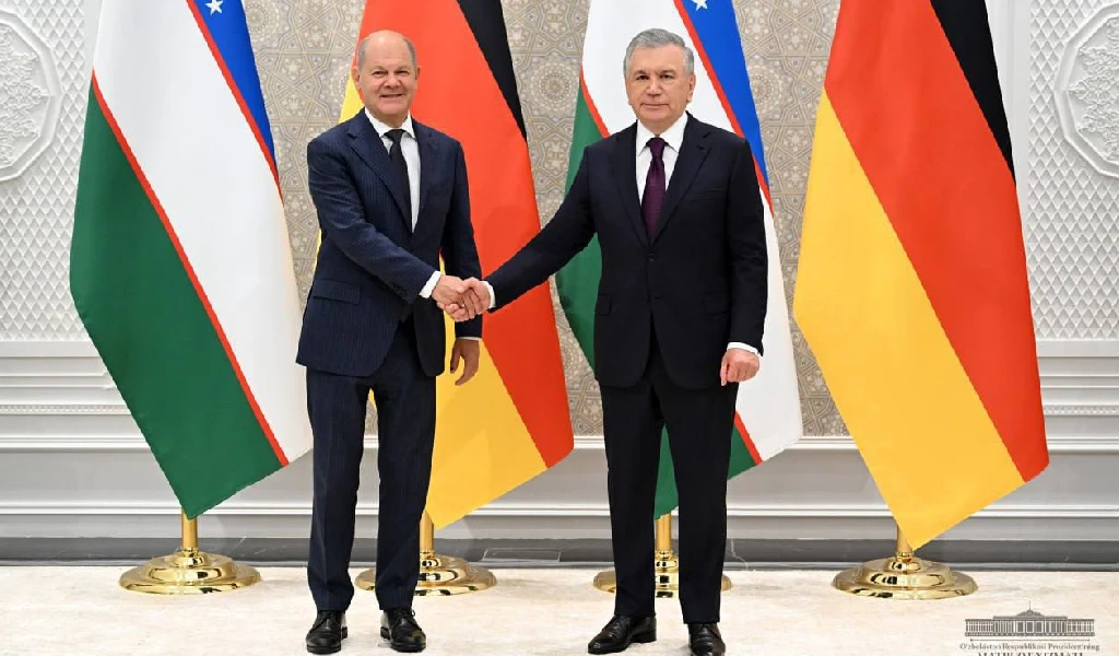 German Chancellor Meets Uzbek President in Samarkand