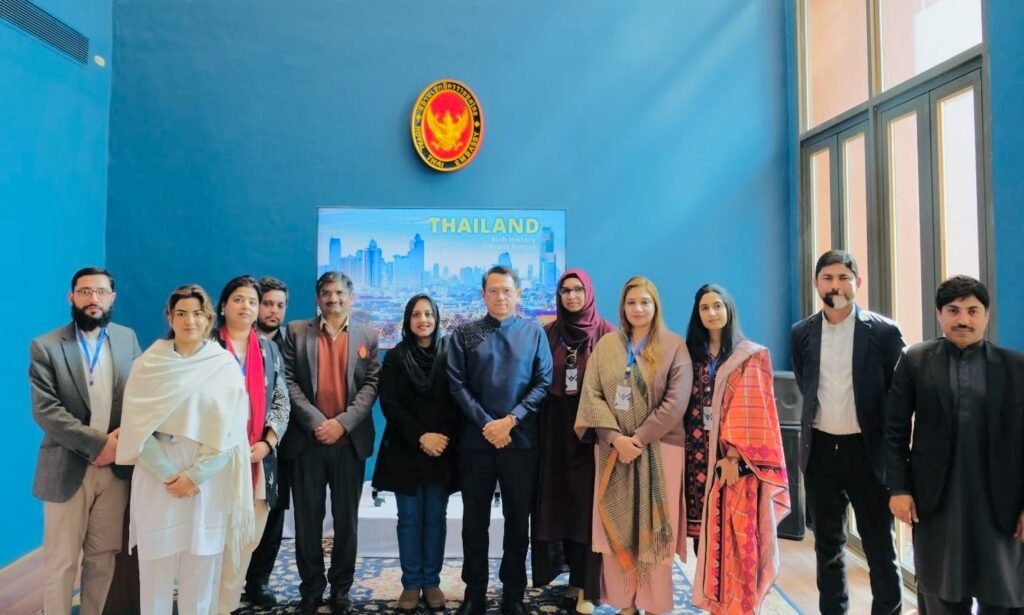 IYDS participants visit Embassy of Thailand on first day