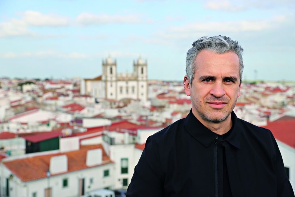 Portuguese Writer José Luis Peixoto to visit Pakistan this February