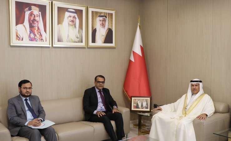 Pakistani Ambassador meets Bahrain's Interior Ministry Undersecretary