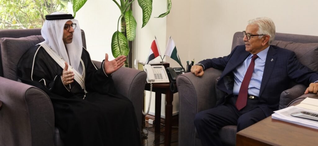 Ambassador of UAE calls on Pakistan's Minister for Defence