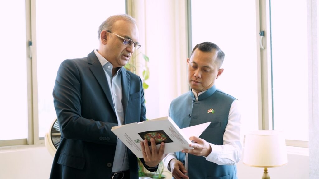 Indonesian CDA meets Secretary of Nat’l Heritage and Culture Division