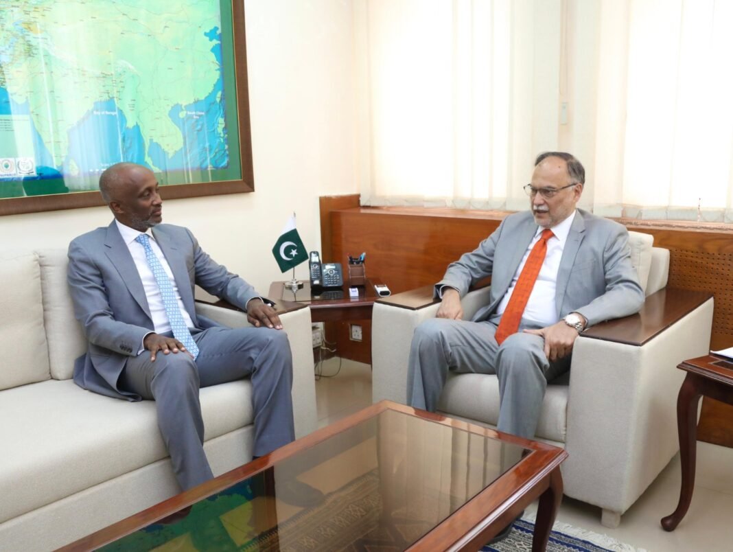 Mohamed Yahya the United Nations Resident newly designated Coordinator in Pakistan paid a courtesy call to Federal Minister for Planning