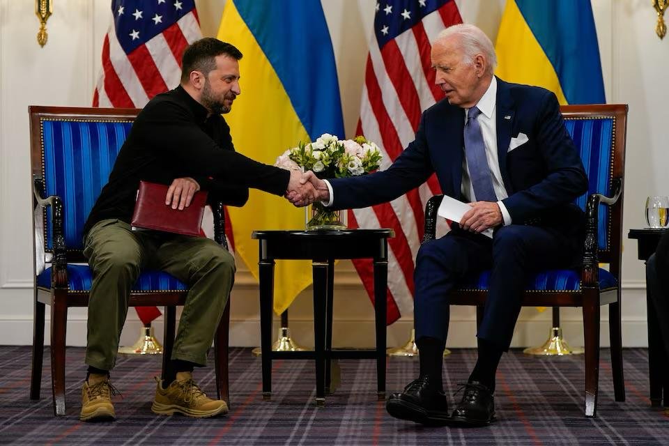 US and Ukraine sign a 10-year security agreement