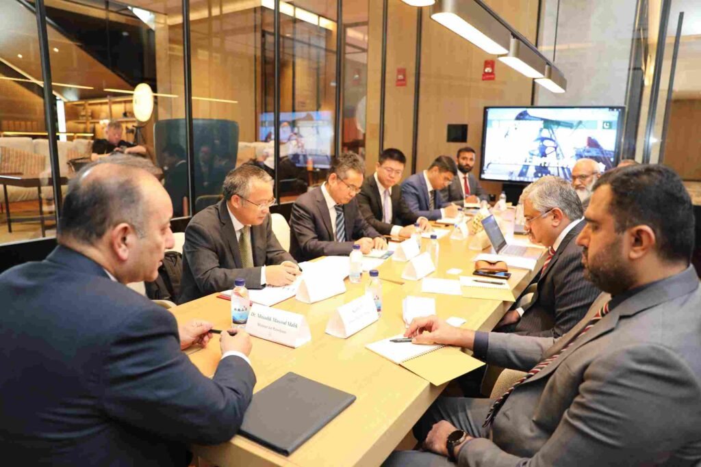 SINOC Holds Key Role in Oil & Gas Exploration