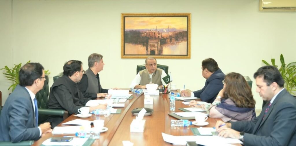Abdul Aleem Khan Reviews Progress of Industrial Zones in Pakistan