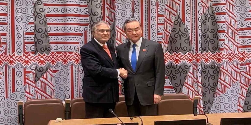 Pakistan-China Foreign Ministers discuss bilateral ties