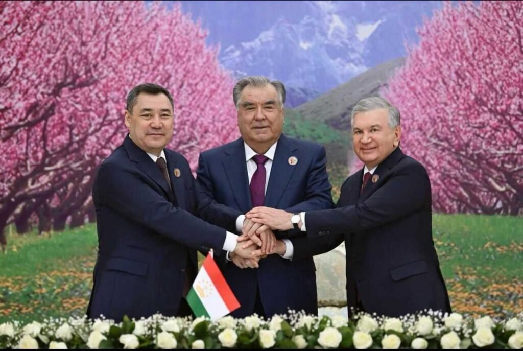 Kyrgyz, Uzbek and Tajik Presidents Hold Trilateral Summit to Boost Cooperation
