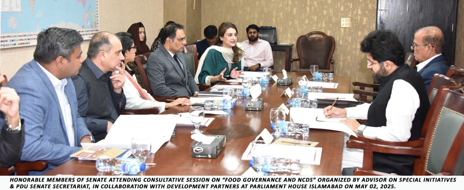 Senators Participate in Dialogue on Food Safety and Governance