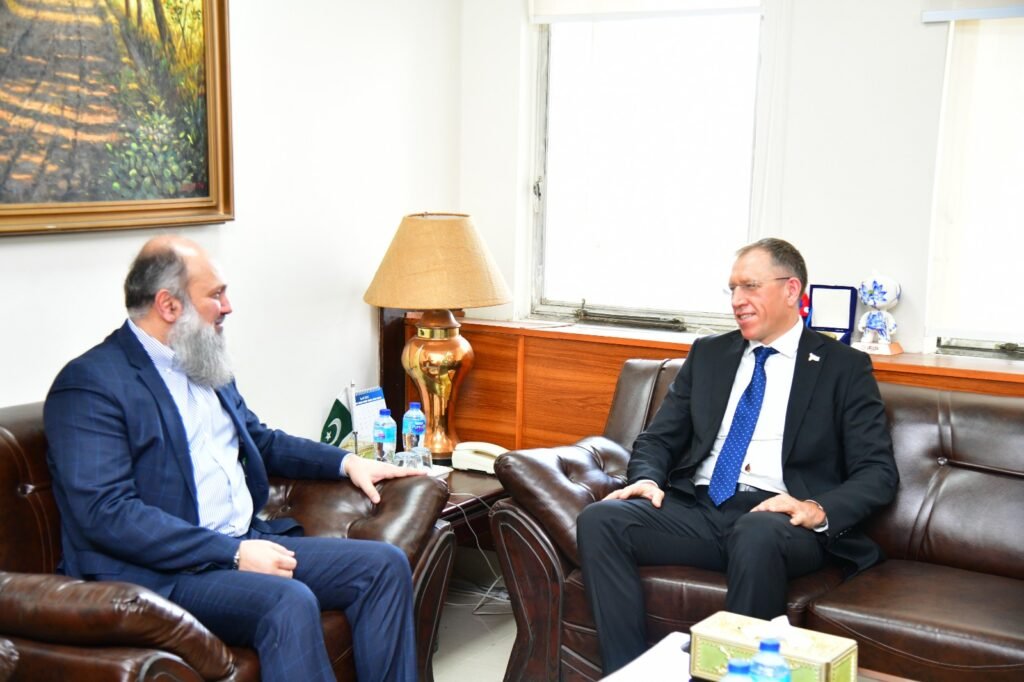 Pak-Belarus to Deepen Industrial and Textile Ties: Jam Kamal