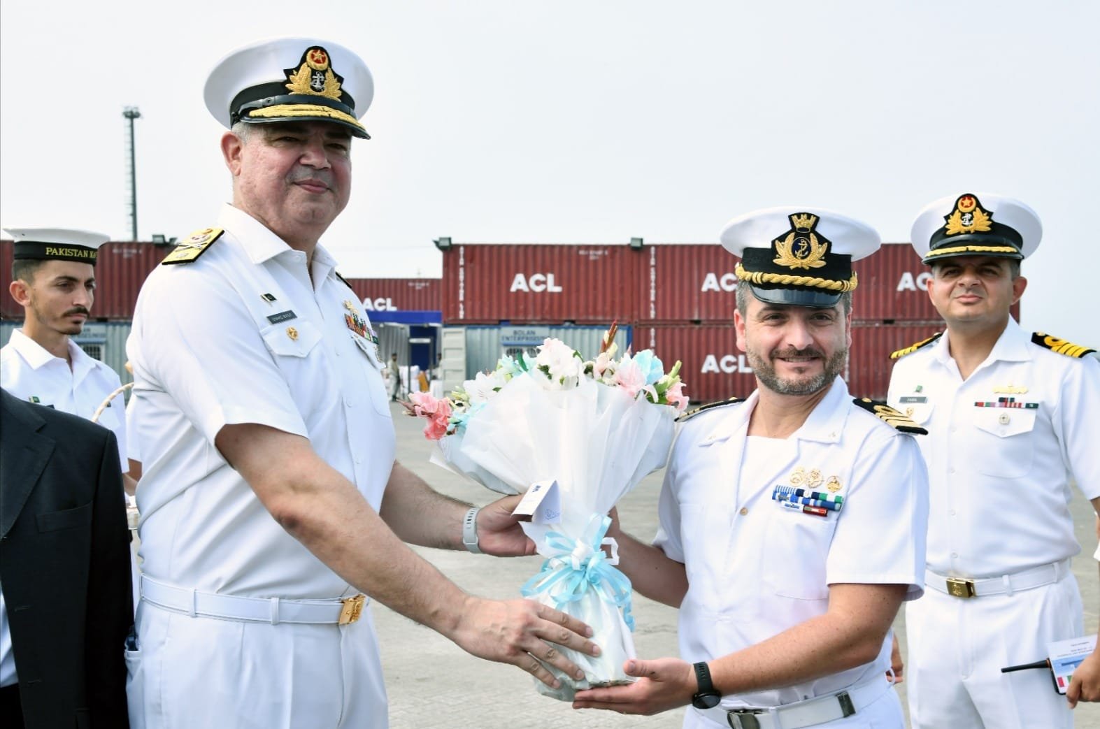 Italian Navy Ship Arrives in Karachi to Boost Maritime Ties