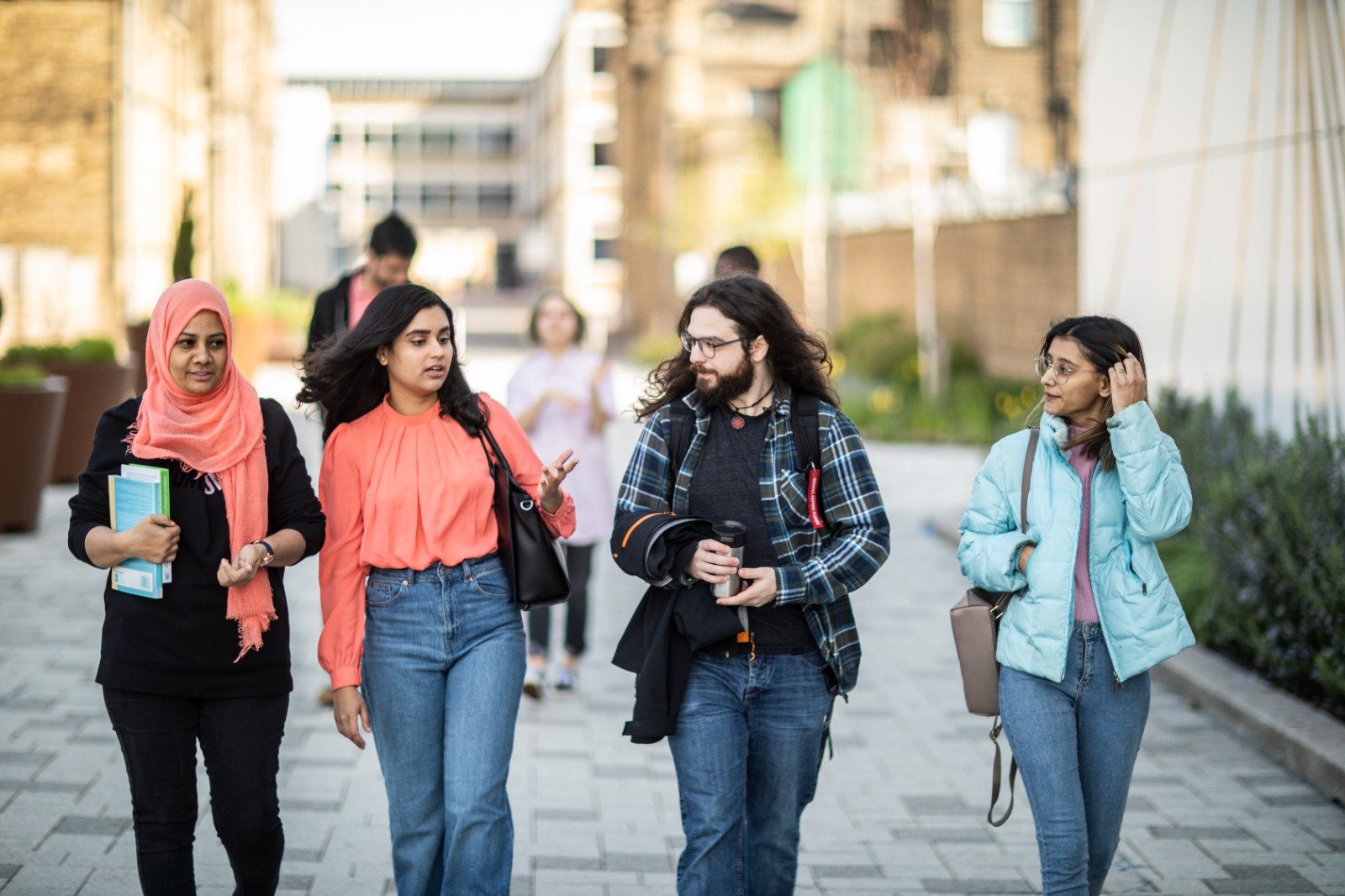 Get Ready for a Virtual Study UK Pre-Departure Briefing