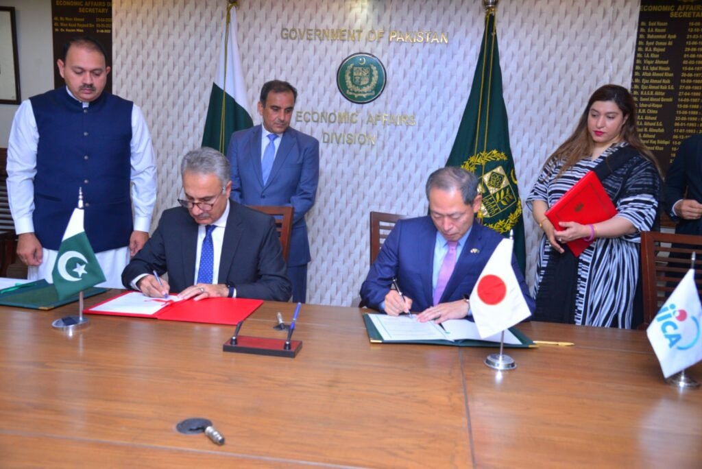 Pakistan, Japan Sign Agreement for Human Resource Development Scholarships 2 Pakistan, Japan Sign Agreement for Human Resource Development Scholarships