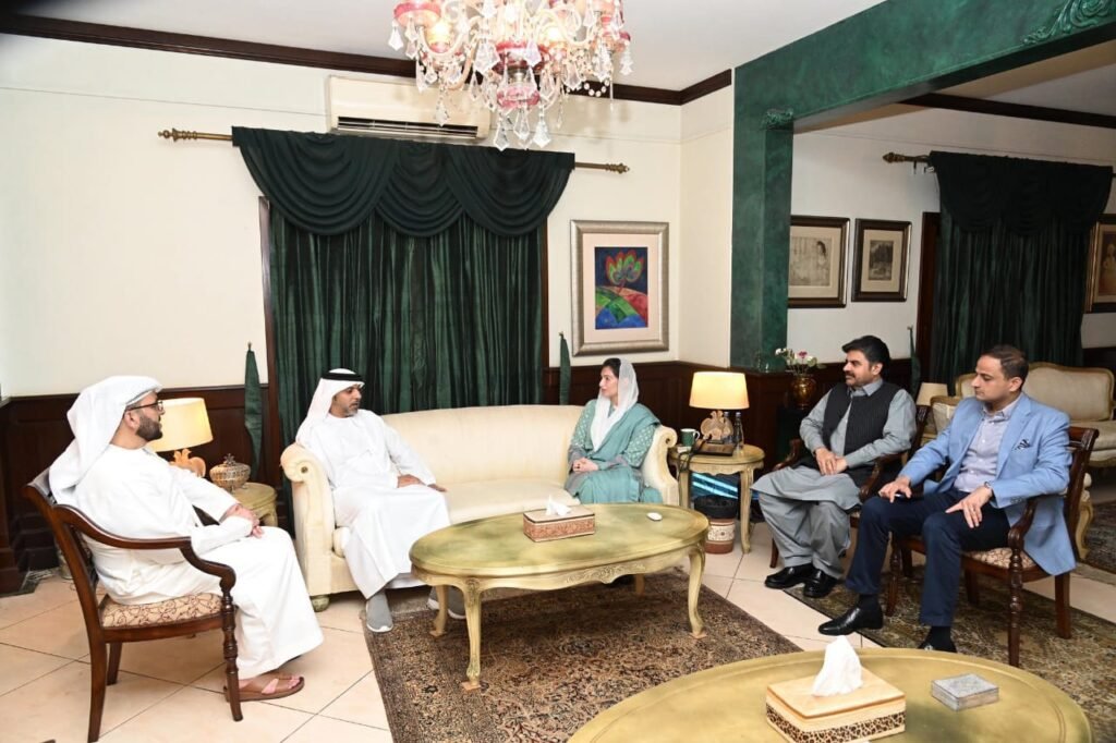 Pakistan's First Lady, UAE Ambassador Hold Talks on Welfare, Economic Growth