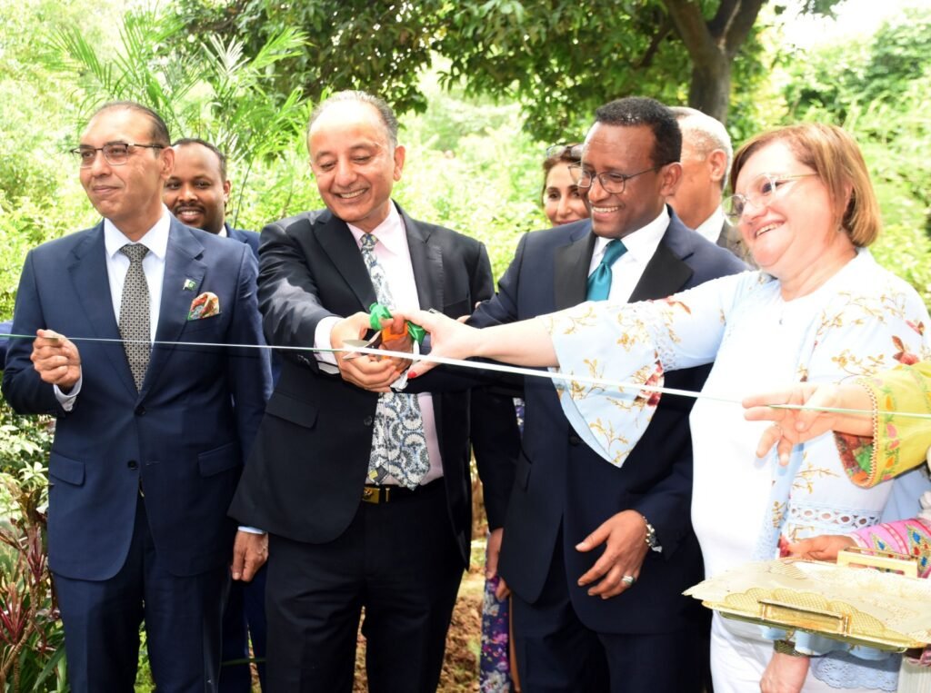 Pakistan Joins Ethiopia in '700 Million Plant in One Day' Initiative 3 Pakistan Joins Ethiopia in '700 Million Plant in One Day' Initiative