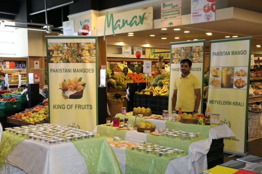 Pakistan Hosts Mango Tasting Event in Ankara