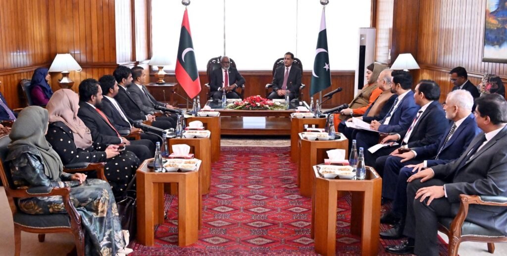 Pakistan, Maldives Vow to Strengthen Parliamentary Ties, Regional Cooperation