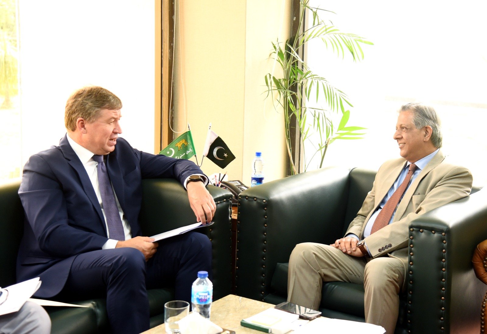 EU Ambassador, Law Minister Review Human Rights Progress in Pakistan EU Ambassador, Law Minister Review Human Rights Progress in Pakistan