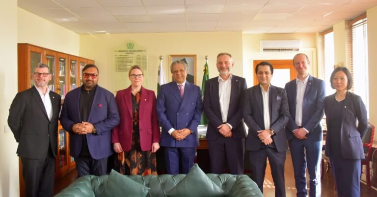 Legal Education Cooperation in Focus as Delegation From University of London Meets Pakistani Law Minister