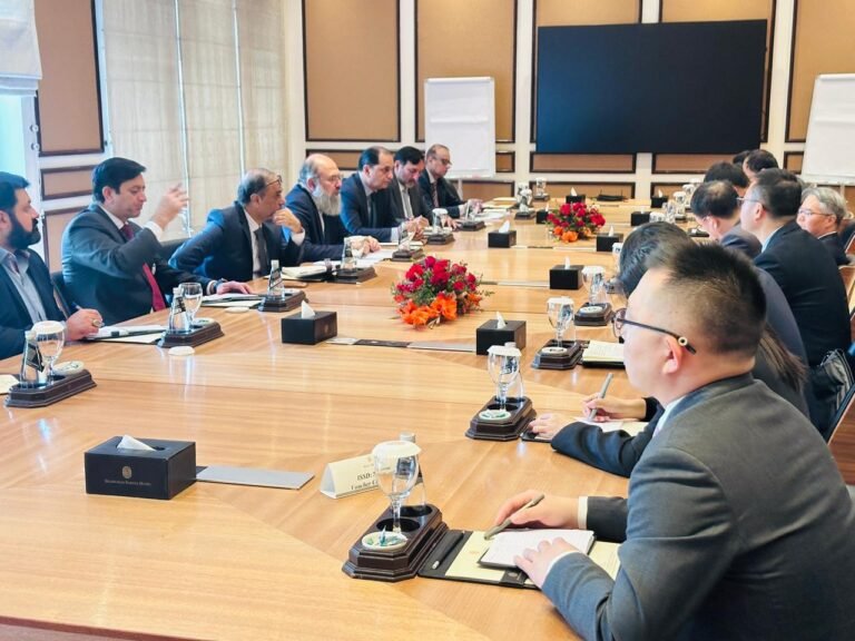 Pakistan, China Discuss Expanded Farm Trade and Cooperation