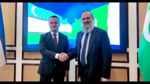 Pakistan, Uzbekistan Review Economic Ties, Set $2B Trade Target