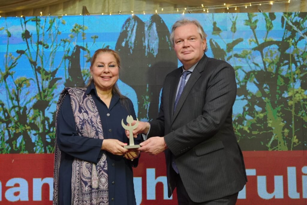 Dutch Embassy Awards Human Rights Tulip to Pakistan's Rights Commission