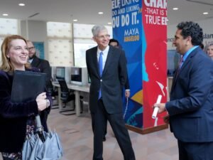 US Envoy Concludes 5-Day Pakistan Visit, Pushes Economic & Security Cooperation