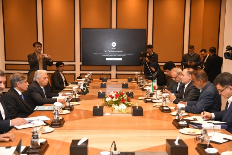 Pakistan, Iran Vow to Deepen Cooperation on Agriculture and Food Security