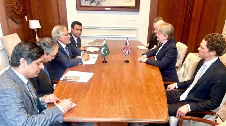 Pakistan, UK Pledge Stronger Public Engagement at UN Meeting in New York
