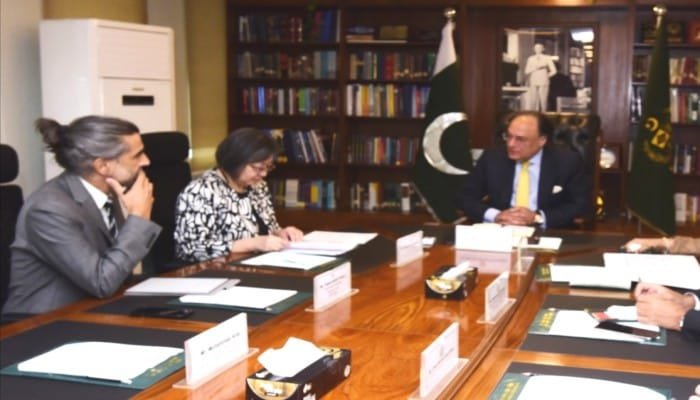 Pakistan, World Bank Review Reforms as Country Director Meets Finance Minister