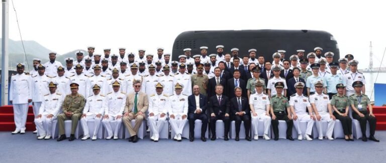 Pakistan Navy Commissions First Hangor-class Submarine in China