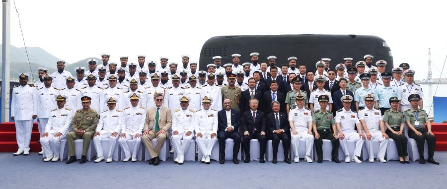 Pakistan Navy Commissions First Hangor-class Submarine in China