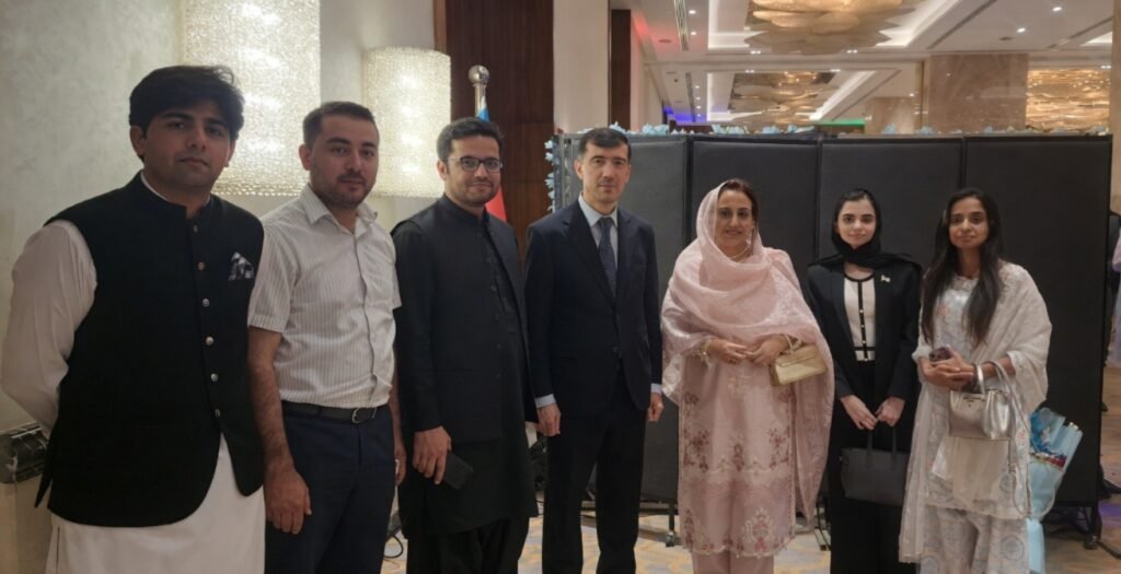 IYDS Participants Attend Azerbaijan Independence Day Reception in Islamabad